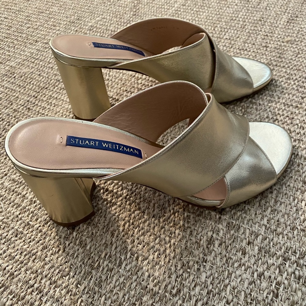 Stuart Weitzman Galene Gold Sandal - Picture 8 of 10